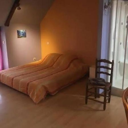 Chambre Chez L'Habitant Rueyres Eksteriør bilde